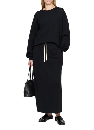 模特儿示范图 - 点击放大 - GOOD PEOPLE GOOD STITCHING GOOD PRODUCT - Relaxed Cropped Pullover