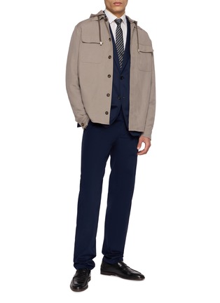 模特儿示范图 - 点击放大 - ELEVENTY - Garment Dyed Cotton Wool Chino Pants