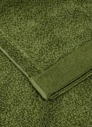 细节 –点击放大 - HIPPOPOTAMUS - Bath Mat — Pistachio