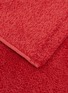 细节 –点击放大 - HIPPOPOTAMUS - 有机棉混纺毛巾 —斗牛红色