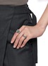模特儿示范图 - 点击放大 - EMANUELE BICOCCHI - Rose Sterling Silver Band Ring