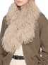 模特儿示范图 - 点击放大 - YVES SALOMON - Wool Scarf