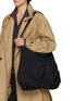 模特儿示范图 - 点击放大 - DISCORD YOHJI YAMAMOTO - Angular Bag