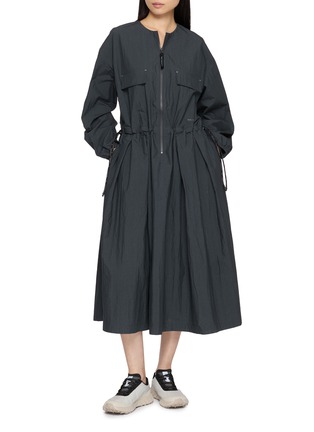 模特儿示范图 - 点击放大 - AND WANDER - Tuck Midi Dress