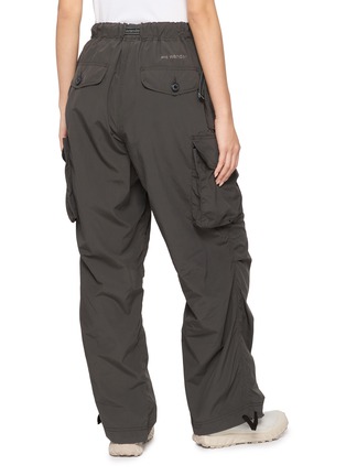 背面 - 点击放大 - AND WANDER - Utility Pocket Cargo Pants