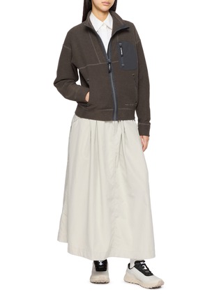 模特儿示范图 - 点击放大 - AND WANDER - Oversized Belted Cargo Maxi Skirt