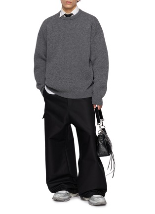 模特儿示范图 - 点击放大 - BALENCIAGA - Arm Tab Wool Knit Sweater