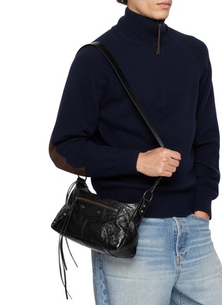 模特儿示范图 - 点击放大 - BALENCIAGA - Small Le City Moto Leather Bag