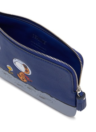 细节 - 点击放大 - ANYA HINDMARCH - X Peanuts Moonwalk Snoopy Loose Pocket