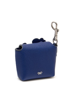 模特儿示范图 - 点击放大 - ANYA HINDMARCH - X Peanuts Floating Snoopy Ear Pods Pouch