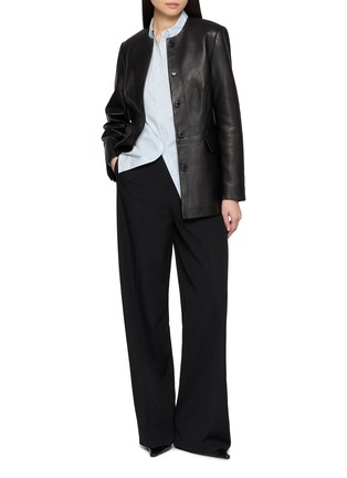 模特儿示范图 - 点击放大 - THEORY - Fitted Shirt