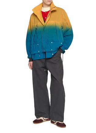 模特儿示范图 - 点击放大 - BEAUTIFUL PEOPLE - Gradient Dyed Double-End Nylon Windbreaker