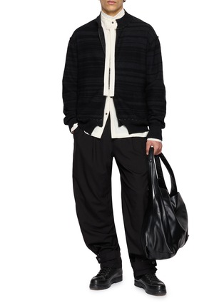 模特儿示范图 - 点击放大 - THE VIRIDI-ANNE - Striped Zip Up Cardigan