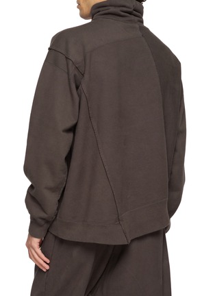 背面 - 点击放大 - THE VIRIDI-ANNE - Diagonal-Panel Turtleneck Sweatshirt