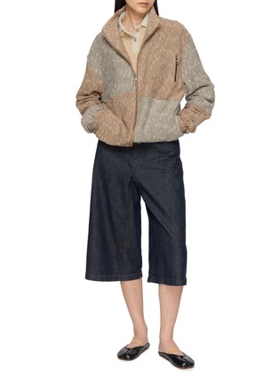 模特儿示范图 - 点击放大 - YOUNG N SANG - Patchwork Zip Up Knit Jacket
