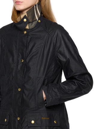  - BARBOUR - Beadnell 涂蜡夹克