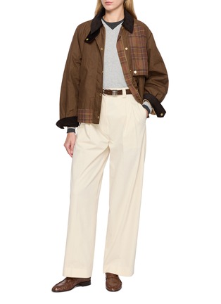 模特儿示范图 - 点击放大 - BARBOUR - Truro 拼接涂蜡夹克
