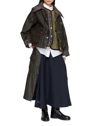 模特儿示范图 - 点击放大 - BARBOUR - Julia Tartan Quilted Liner