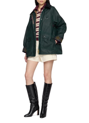 模特儿示范图 - 点击放大 - BARBOUR - SPEY 灯芯绒领夹克