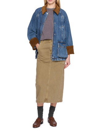 模特儿示范图 - 点击放大 - BARBOUR - Modern Beadnell 牛仔夹克