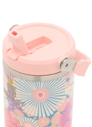 细节 –点击放大 - STANLEY - The IceFlow™ Flip Straw 2.0 Tumbler 30oz — Sorbet Wildflower