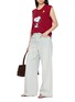 模特儿示范图 - 点击放大 - CHINTI & PARKER - X Peanuts Snoopy Intarsia Hand Embroidered Knit Tank