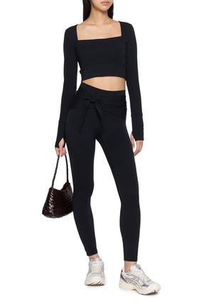 模特儿示范图 - 点击放大 - NYLORA - Oscar Tie Waistband Leggings