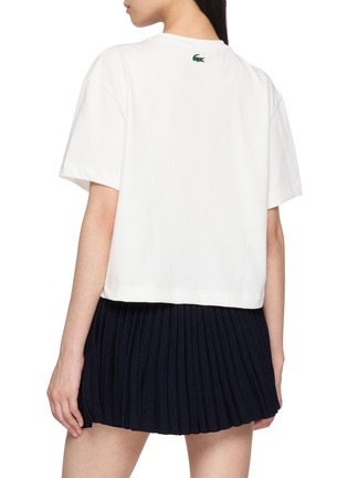 背面 - 点击放大 - LACOSTE - Cropped Logo Patch T-Shirt
