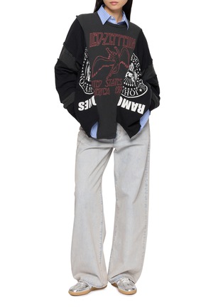 模特儿示范图 - 点击放大 - DISCOVERED - Spliced Long Sleeve Band T-Shirt