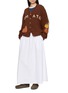 模特儿示范图 - 点击放大 - STORY MFG - Twinsun Tomato Appliqué Cotton Knit Cardigan