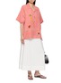 模特儿示范图 - 点击放大 - STORY MFG - Greetings Hand Embroidered Cotton Linen Shirt