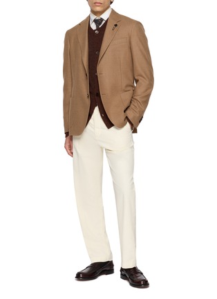 模特儿示范图 - 点击放大 - LARDINI - Floral Pin Single Breasted Blazer