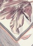 细节 - 点击放大 - INOUI EDITIONS - Gustav 130 羊毛方巾