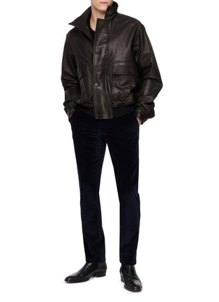 模特儿示范图 - 点击放大 - PT TORINO - Slim Stretch Corduroy Trousers