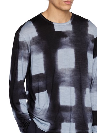  - J∞QUALITY  - Dyed Check Long Sleeve T-Shirt