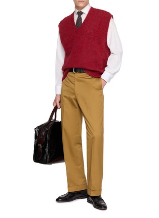模特儿示范图 - 点击放大 - J∞QUALITY  - V-Neck Wool Knit Vest