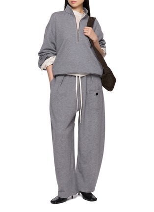 模特儿示范图 - 点击放大 - LAMRONS - Pocket Detail Drawstring Waistband Pants
