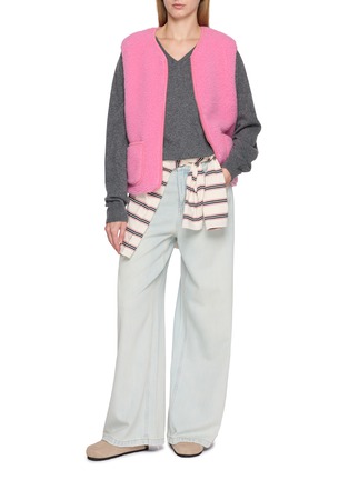 模特儿示范图 - 点击放大 - COLDBREAKER - Pepitco Ultralight Fleece Gilet 