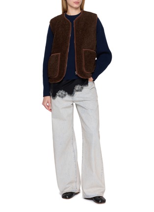 模特儿示范图 - 点击放大 - COLDBREAKER - Pepitco Fleece Gilet 