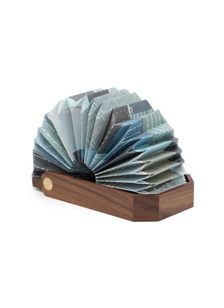 细节 –点击放大 - GINGKO DESIGN - Customized Walnut Wood Smart Origami Lamp