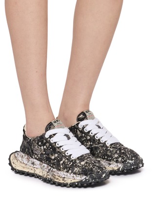 模特儿示范图 - 点击放大 - MIHARA YASUHIRO - LARRY/SPUTTERING Women's Sneakers
