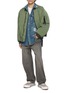 模特儿示范图 - 点击放大 - MIHARA YASUHIRO - Sticker Denim Shirt