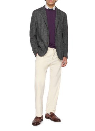 模特儿示范图 - 点击放大 - JOHN SMEDLEY - Easy Fit Merino Wool Crewneck Sweater