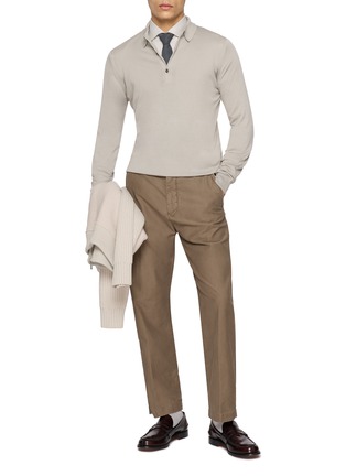 模特儿示范图 - 点击放大 - JOHN SMEDLEY - Standard Fit Sea Island Cotton Polo
