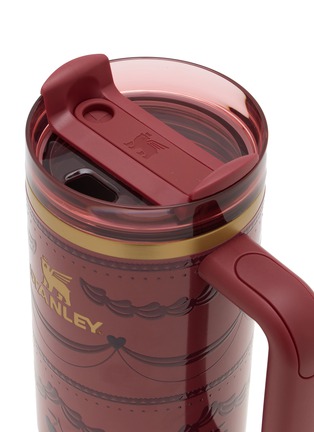 细节 –点击放大 - STANLEY - The Valentine's Day Quencher H2.0 Flowstate™ Tumbler 30oz — Red Velvet Cake