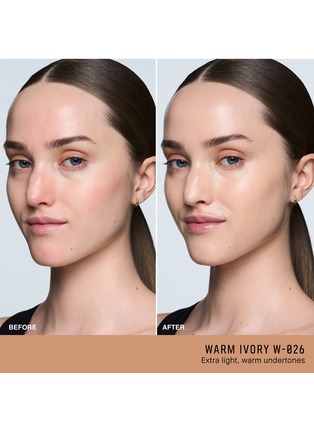 Detail View - 点击放大 - BOBBI BROWN - Serum Silk Foundation — Warm Ivory