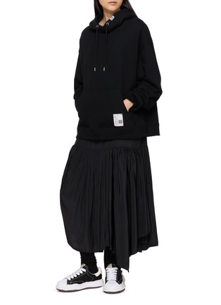 模特儿示范图 - 点击放大 - MIHARA YASUHIRO - Combined Hoodie Maxi Dress