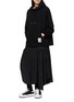 模特儿示范图 - 点击放大 - MIHARA YASUHIRO - Combined Hoodie Maxi Dress