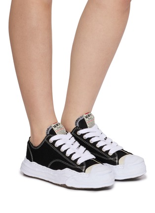 模特儿示范图 - 点击放大 - MIHARA YASUHIRO - Hank OG Sole Women's Sneakers