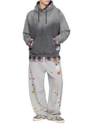 模特儿示范图 - 点击放大 - MIHARA YASUHIRO - Distressed French Terry Cotton Hoodie